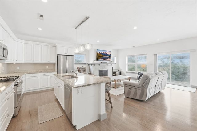 8 Lantern Way 8, Ashland, MA 01721