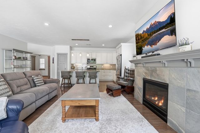 8 Lantern Way 8, Ashland, MA 01721