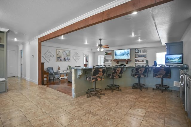 1607 E Paseo Circle, Brownfield, TX 79316