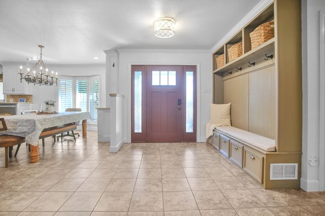 1607 E Paseo Circle, Brownfield, TX 79316