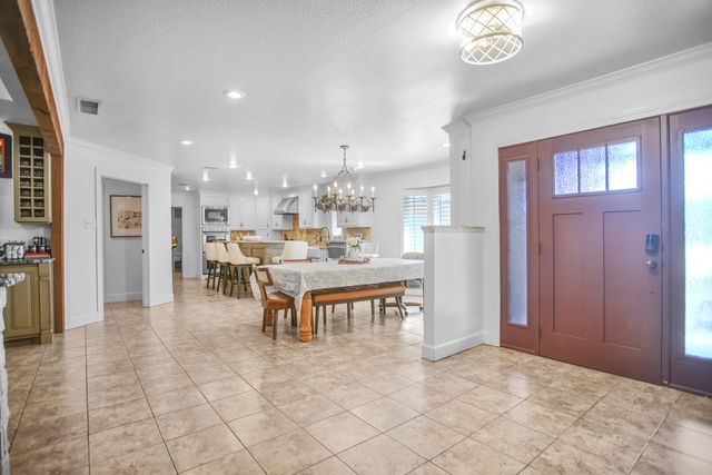 1607 E Paseo Circle, Brownfield, TX 79316