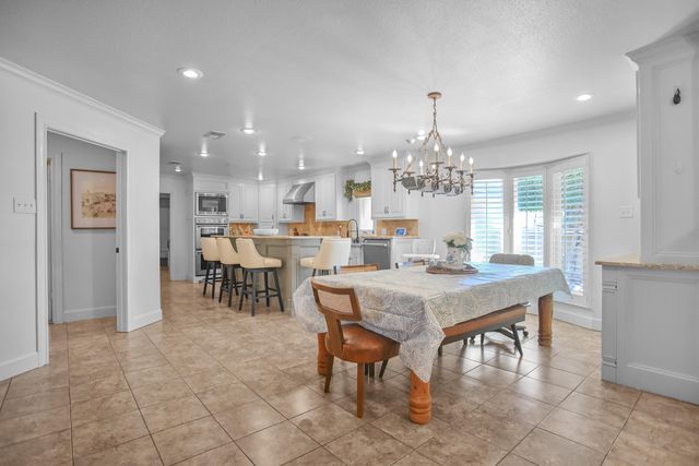 1607 E Paseo Circle, Brownfield, TX 79316