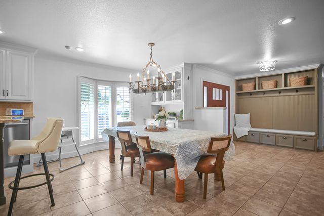 1607 E Paseo Circle, Brownfield, TX 79316