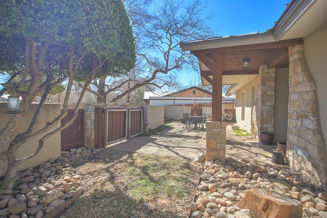 1607 E Paseo Circle, Brownfield, TX 79316