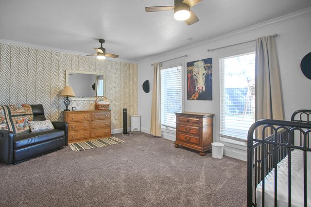 1607 E Paseo Circle, Brownfield, TX 79316