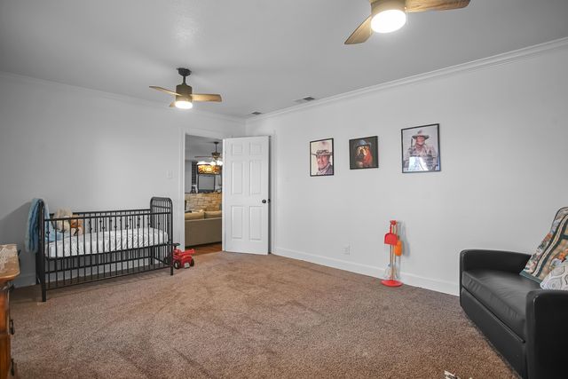 1607 E Paseo Circle, Brownfield, TX 79316