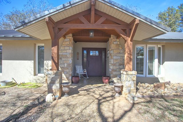 1607 E Paseo Circle, Brownfield, TX 79316