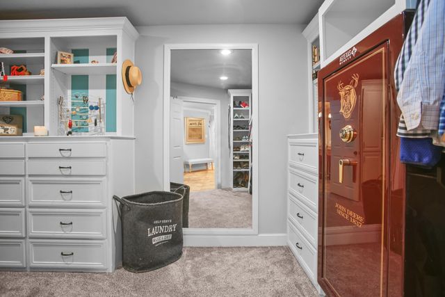 1607 E Paseo Circle, Brownfield, TX 79316