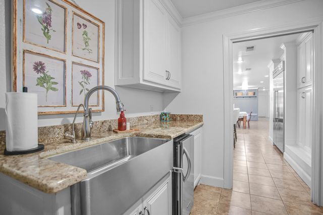 1607 E Paseo Circle, Brownfield, TX 79316