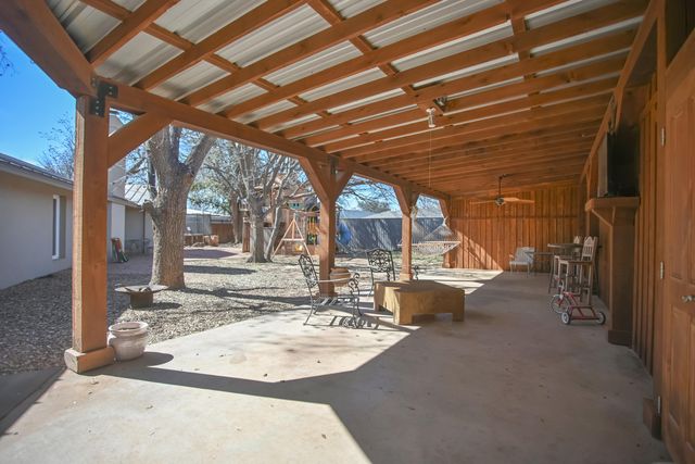 1607 E Paseo Circle, Brownfield, TX 79316