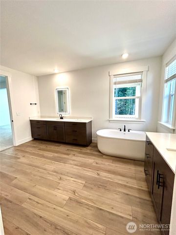 6084 Trace Drive SW, Port Orchard, WA 98367