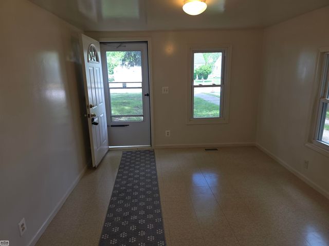 18958 Melvin Street, Roseville, MI 48066
