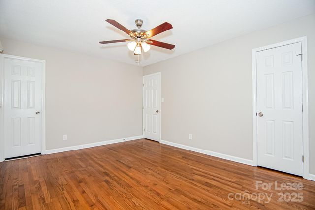 1605 Rolling Meadow Lane, Gastonia, NC 28054
