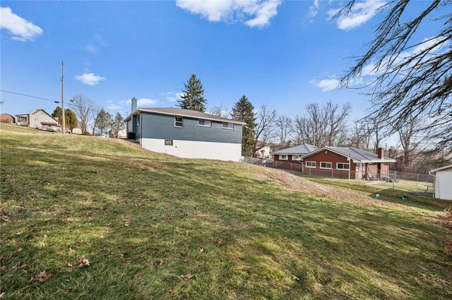 703 Parkview, Mt Pleasant Twp, PA 15666