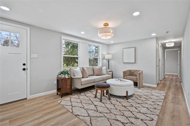 703 Parkview, Mt Pleasant Twp, PA 15666