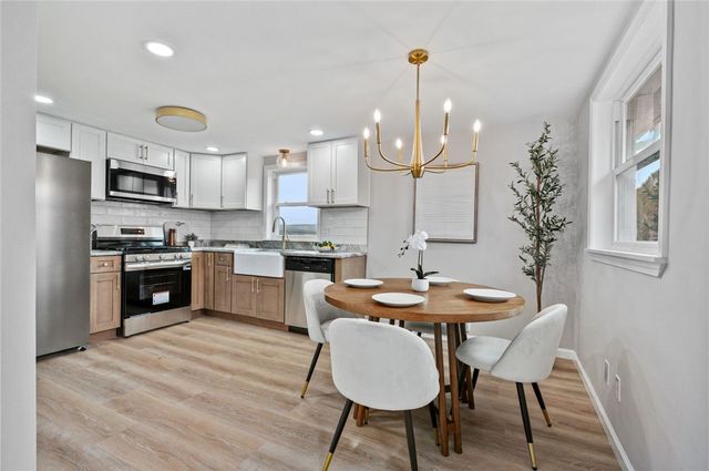 703 Parkview, Mt Pleasant Twp, PA 15666