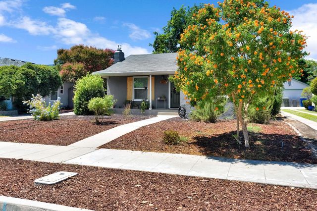 1465 N Harrison Avenue, Fresno, CA 93728