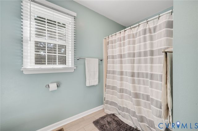 9825 Cedar Ln, Disputanta, VA 23842
