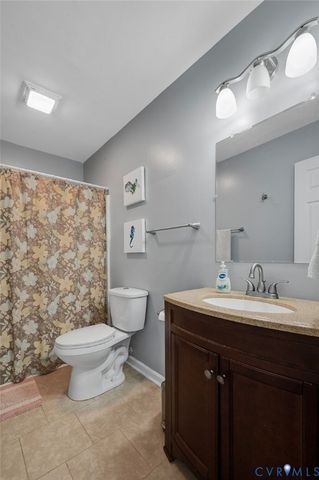 9825 Cedar Ln, Disputanta, VA 23842