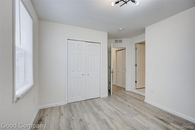 23826 Kate Ave, Warren, MI 48091