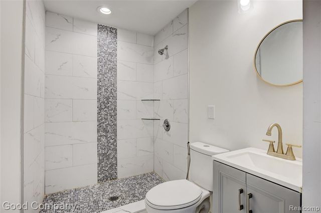 23826 Kate Ave, Warren, MI 48091