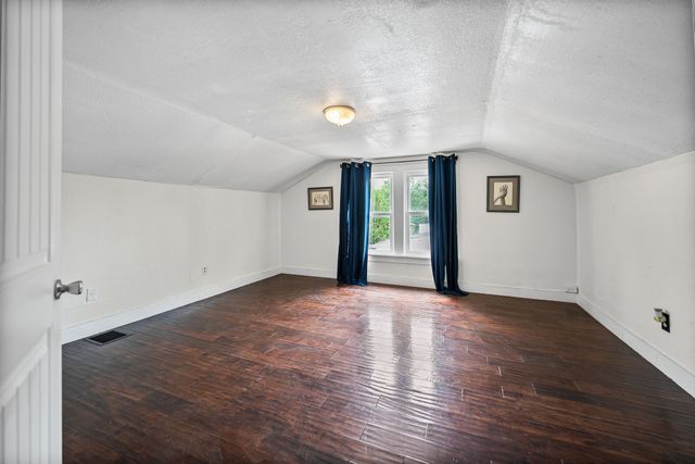 311 Beech St, Clarksville, TN 37042