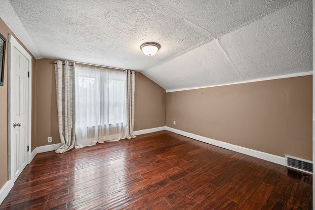 311 Beech St, Clarksville, TN 37042