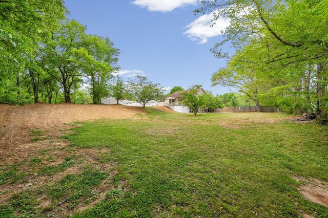 311 Beech St, Clarksville, TN 37042