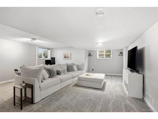 8095 E Colorado Ave 2, Denver, CO 80231