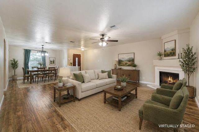 928 Justeford DR, Pflugerville, TX 78660