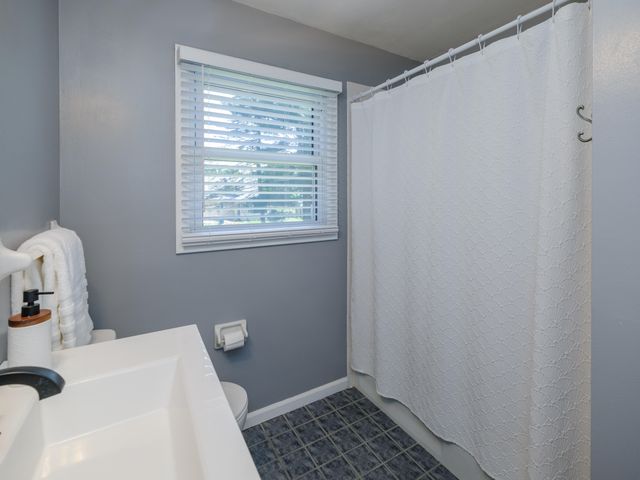 575 Kimberly Street, Galesburg, MI 49053
