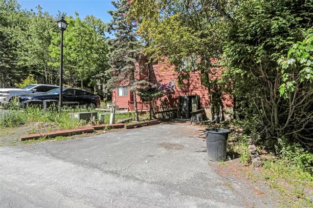 29 Meadowlark Lane, Woodridge, NY 12789