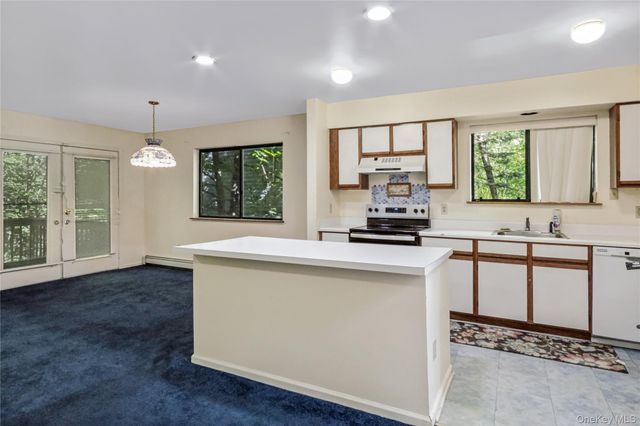 29 Meadowlark Lane, Woodridge, NY 12789
