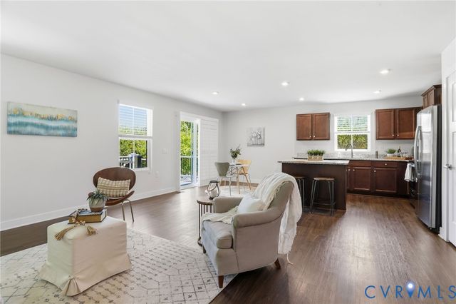 831 Vickilee Rd, North Chesterfield, VA 23236