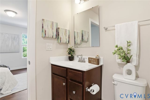 831 Vickilee Rd, North Chesterfield, VA 23236