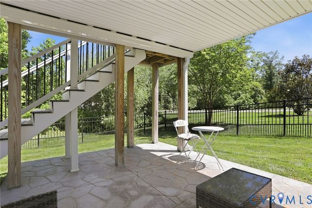831 Vickilee Rd, North Chesterfield, VA 23236