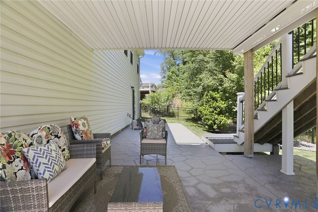 831 Vickilee Rd, North Chesterfield, VA 23236