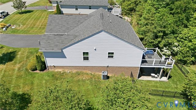831 Vickilee Rd, North Chesterfield, VA 23236