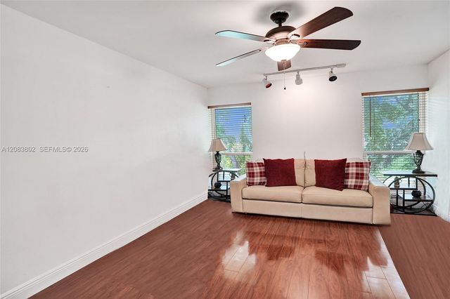 6141 Old Court Road 229, Boca Raton, FL 33433