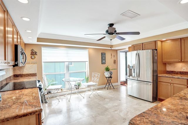 6141 Old Court Road 229, Boca Raton, FL 33433