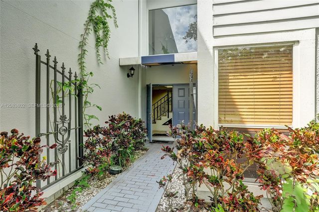 6141 Old Court Road 229, Boca Raton, FL 33433