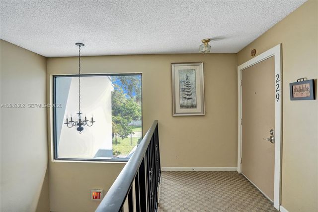 6141 Old Court Road 229, Boca Raton, FL 33433