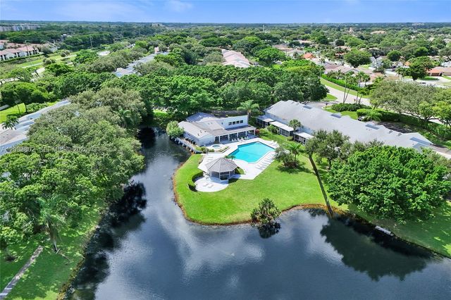 6141 Old Court Road 229, Boca Raton, FL 33433