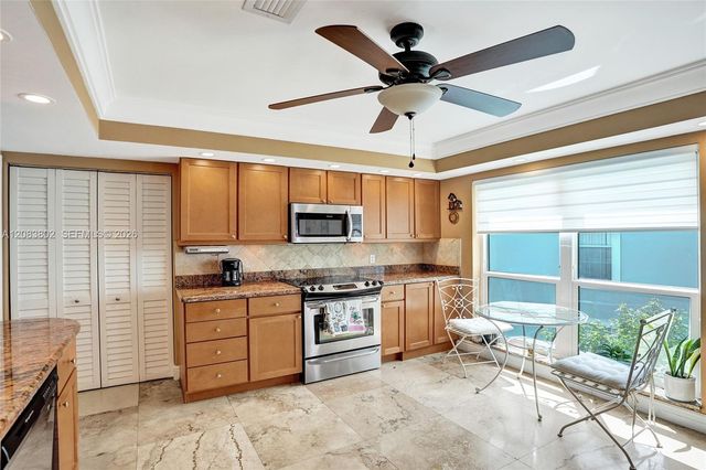 6141 Old Court Road 229, Boca Raton, FL 33433