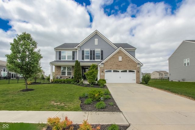 2382 Silver Rose Drive, Avon, IN 46123