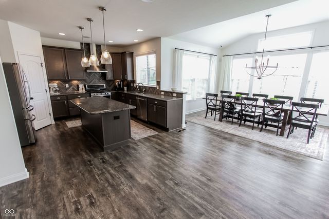 2382 Silver Rose Drive, Avon, IN 46123