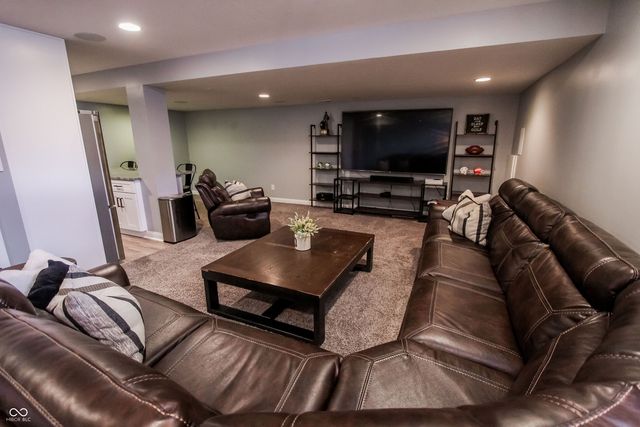 2382 Silver Rose Drive, Avon, IN 46123