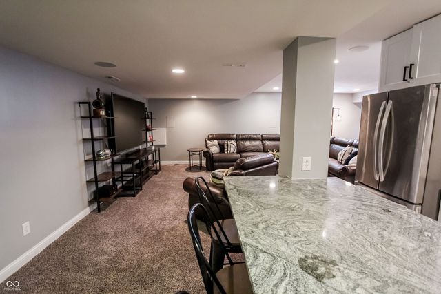 2382 Silver Rose Drive, Avon, IN 46123
