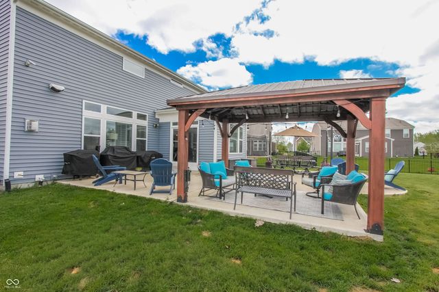 2382 Silver Rose Drive, Avon, IN 46123