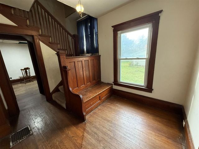 213 E High Street, Jackson, MI 49203